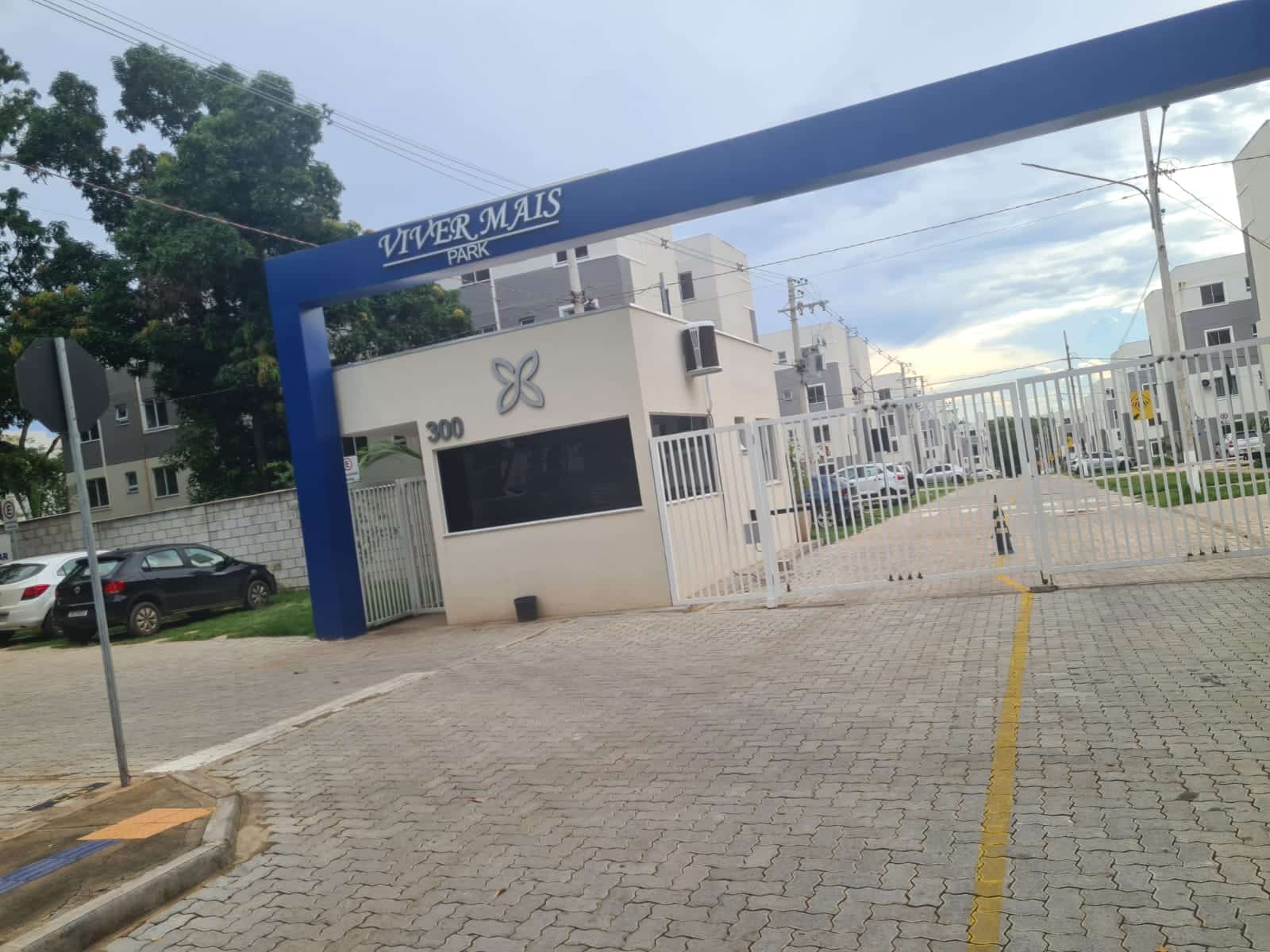 CONDOMINIO VIVER MAIS PARK CUIABÁ / APTO COM MOVEIS